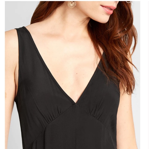 NWT ModCloth Bon Voyage V-Neck Jumpsuit Black - Picture 2 of 9